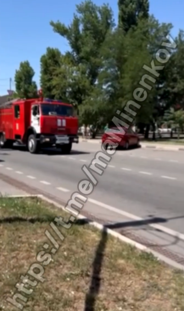 Пожарные Невинномысска оперативно потушили возгорание.